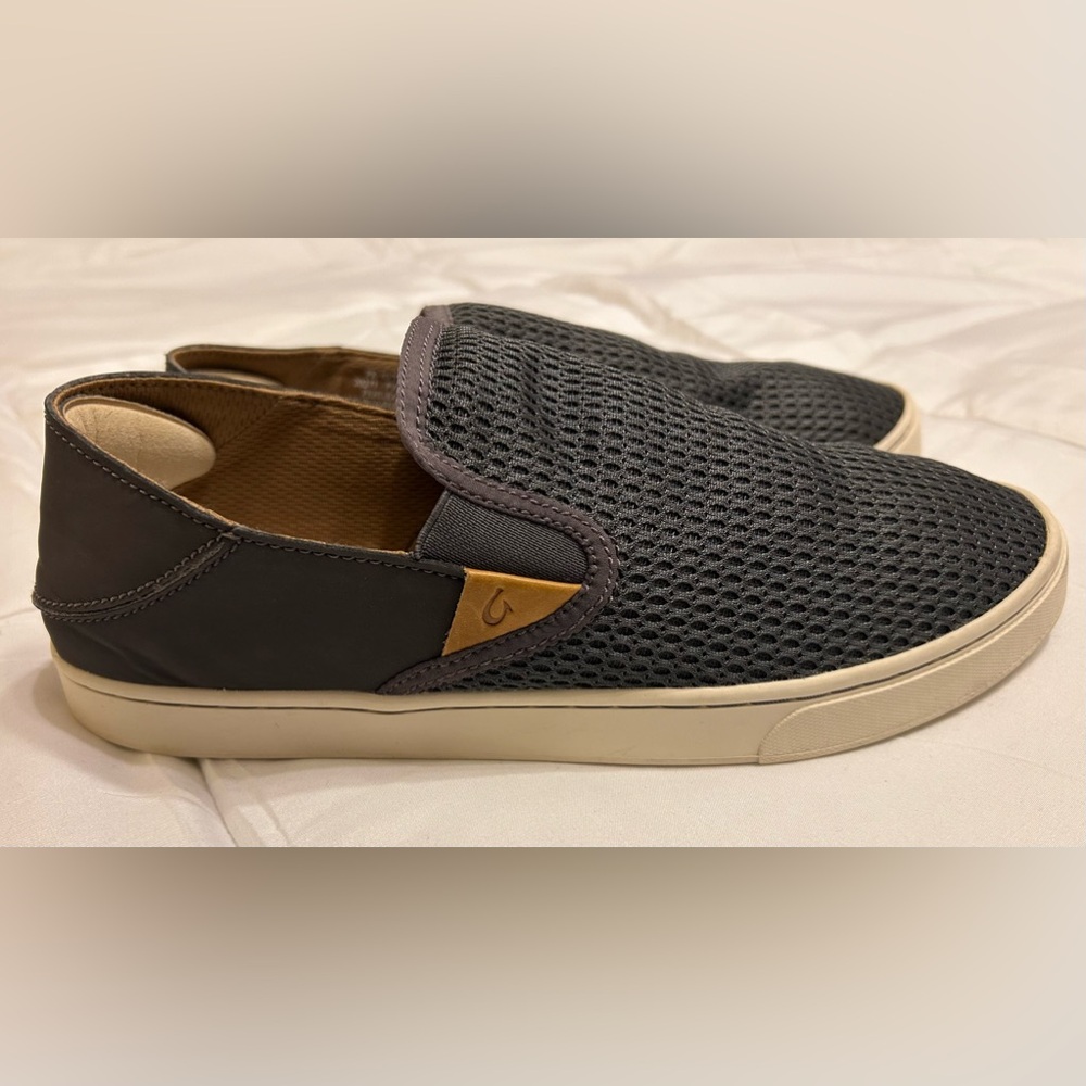 OluKai Pehuea Pavement Grey Slip On Sneakers - Picture 1 of 8